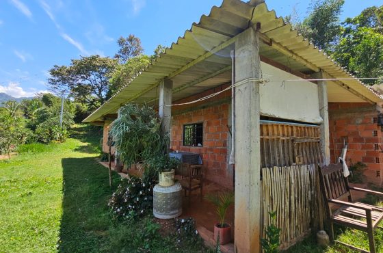 LOTE CON VIVIENDA VIA MESA DE LOS SANTOS