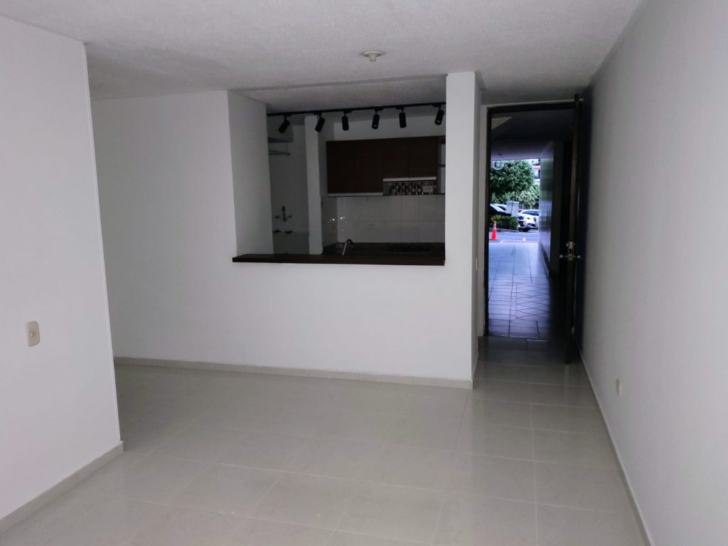 WhatsApp Image 2025-12-01 at 5.41.16 PM (3)